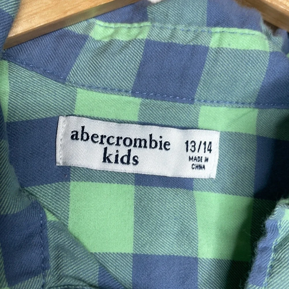 Abercrombie Kids Blue/Green Plaid Button Down Size 11 / 12